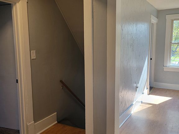 5th image of 523 Westminster Ave Unit R