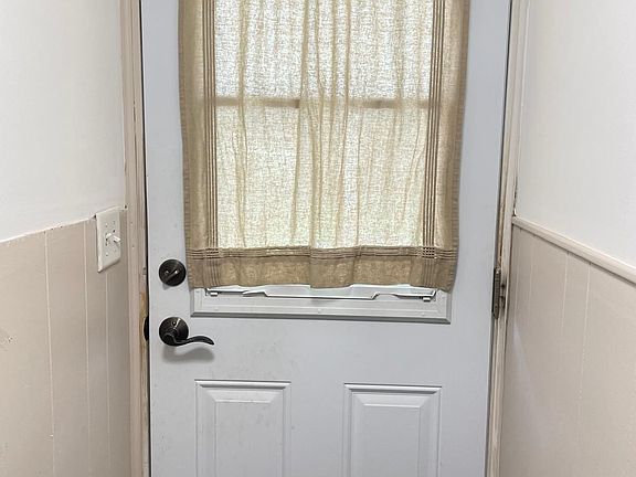 3rd image of 41 Belleview Ave