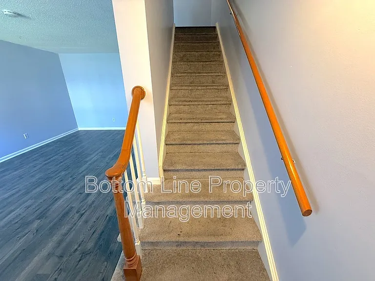 4633 Old Lantern Way — Photo 7