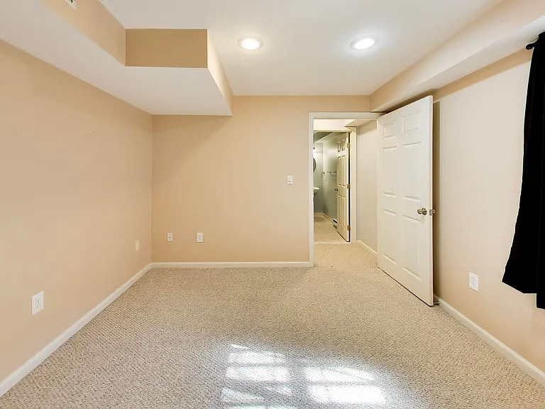 8071 Clark Station Rd — Photo 32