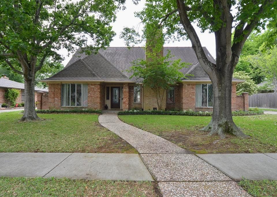 1st image of 16330 Clearcrest Dr