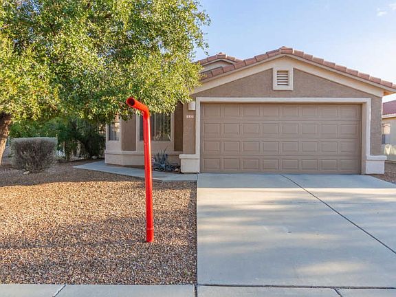 3rd image of 6959 W Harcuvar Dr