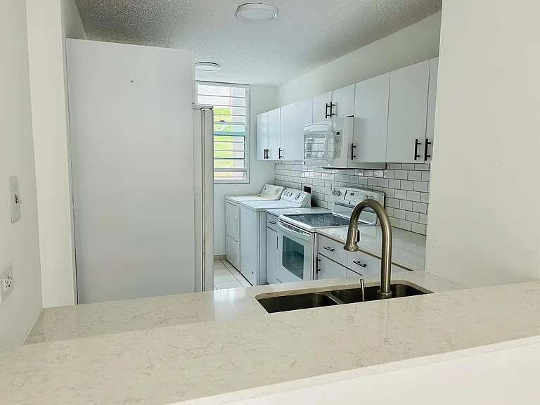 340 Cond Paseo Del Bosque #3101 — Photo 5