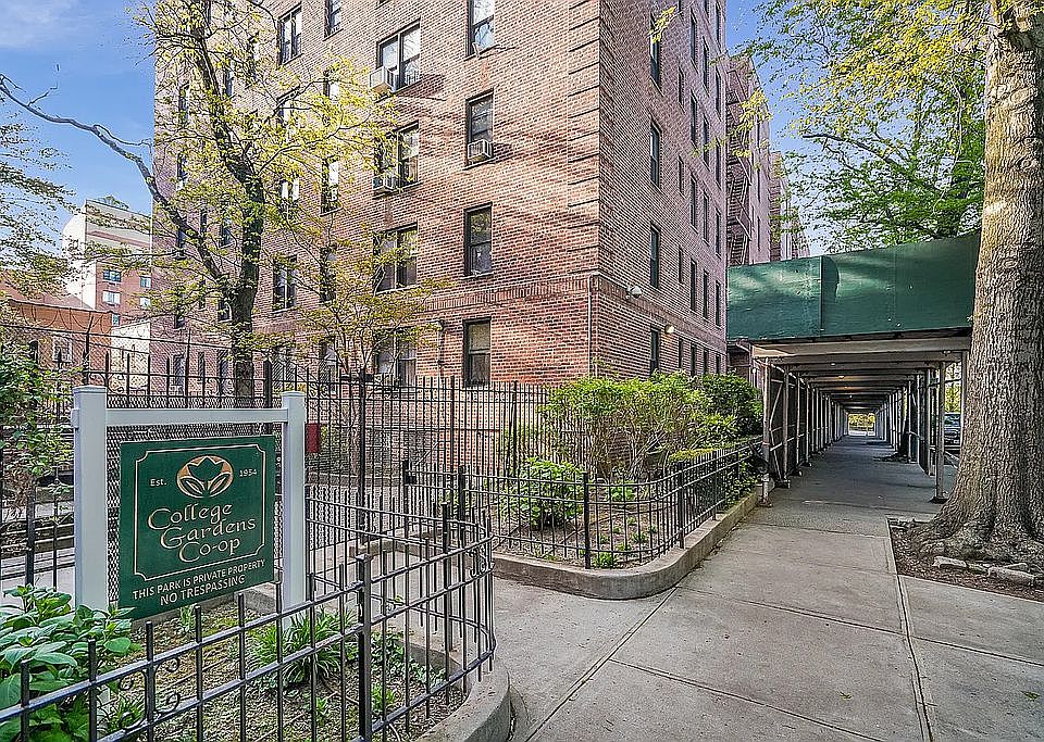 1st image of 3255 Kings College Pl #3H