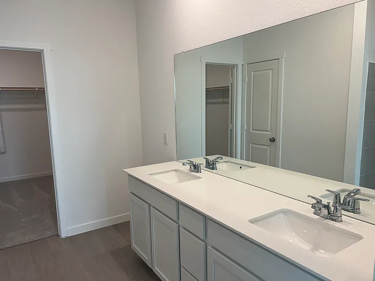2272 Monument Hl — Photo 15