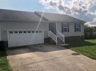 313 Man O War Dr, Oak Grove, KY 42262