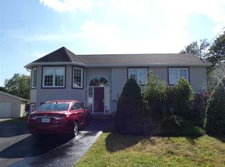 5 Fury Dr, Dartmouth, NS B3A4Y1