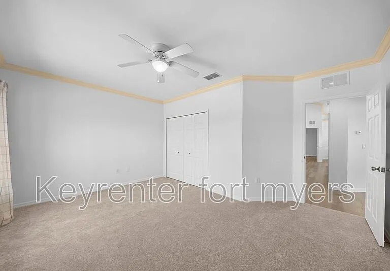 5370 Park Rd #4 — Photo 20