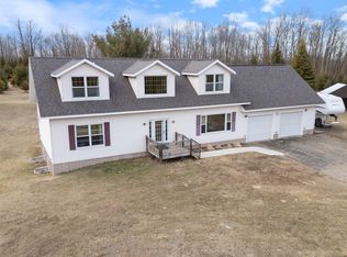 21581 Bay Port Pl, Cohasset, MN 55721