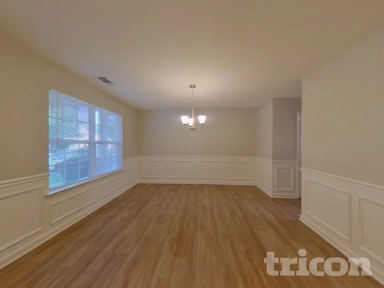 4522 Dalbeth Street Charlotte NC — Photo 4