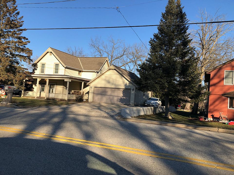2nd image of N76W31470 County Road Vv
