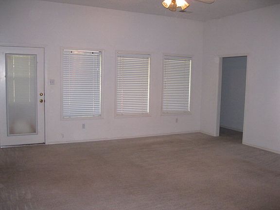 2nd image of 9812 Knoxville Ave