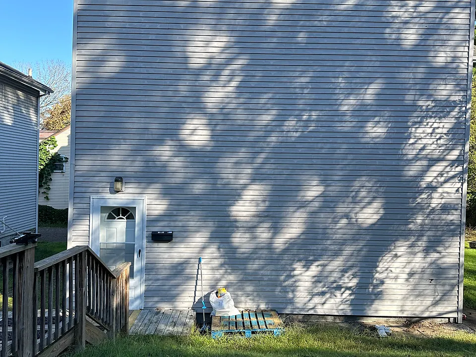 This is the entrance. This building is behind the building on the left which is on stayton street. There is a new front door installed and recently a new set of steps