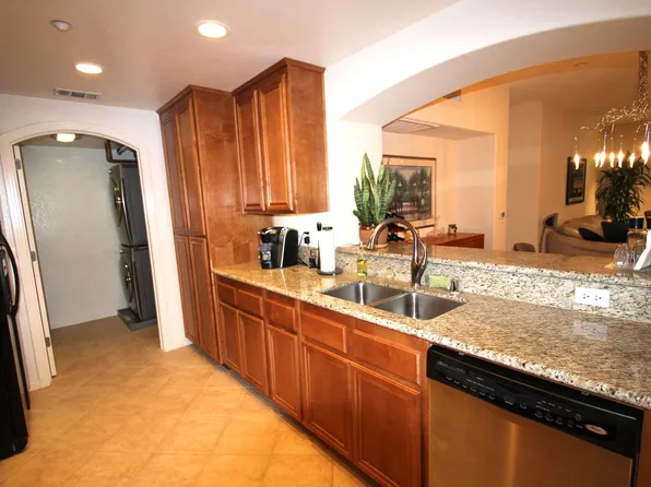 301 W G St Unit 316, San Diego, CA 92101