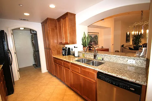 301 W G St #316 Photo 1