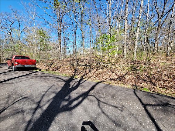 3rd image of Newburgh Drive
