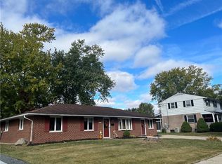 6919 Michelle Pl, Englewood, OH 45322