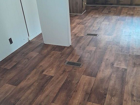 5th image of 110 Sante Cir