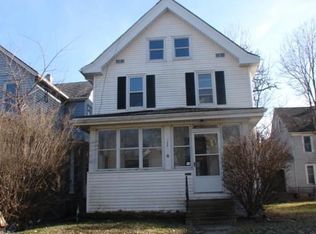 1407 Bever Ave SE, Cedar Rapids, IA 52403