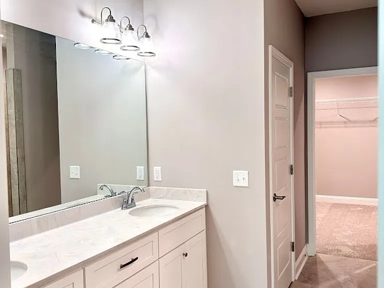 140 The Villas Way — Photo 13