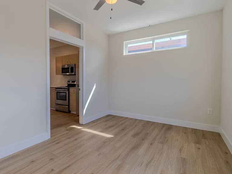 1 Bed 1 Bath in Downtown Traverse City — Photo 17