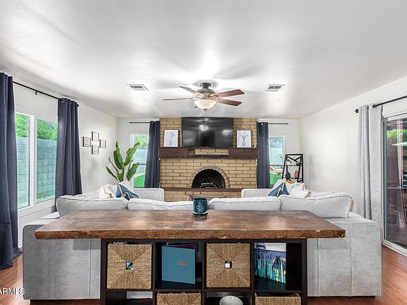 5th image of 2602 E ASTER Drive