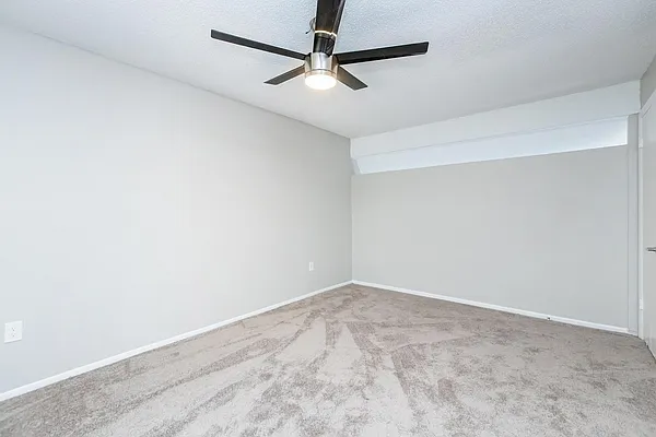 Wymore 360 Apartments — Photo 23