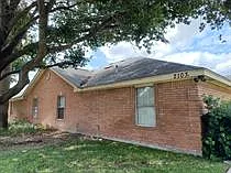 2103 Kimberly Lane - 4 — Photo 1