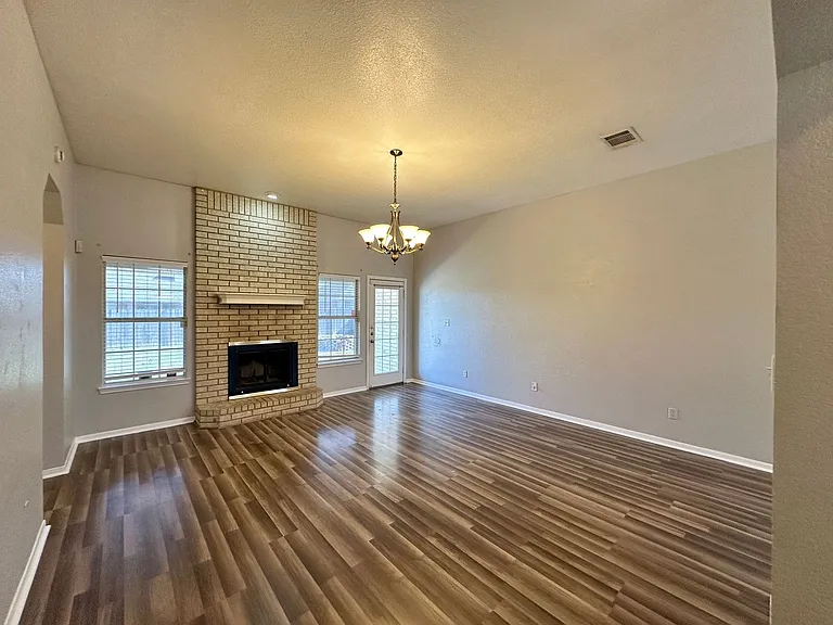 5504 Jim Ave — Photo 3