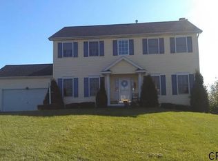 4 Mallard Dr, Clifton Park, NY 12065
