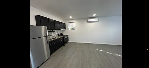 2609 University Ave Photo 1