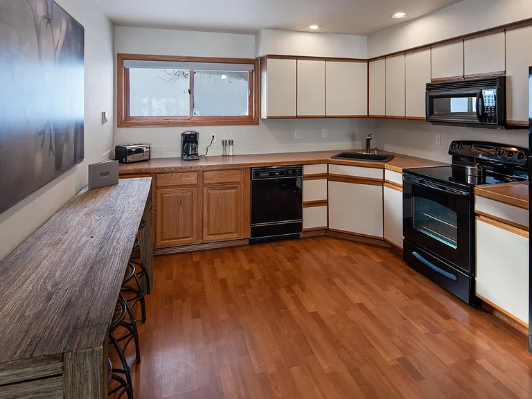 8705 Schweitzer Mountain Rd #305 — Photo 13