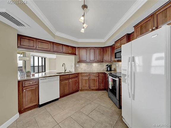 4th image of 9500 S Ocean Dr APT 1701