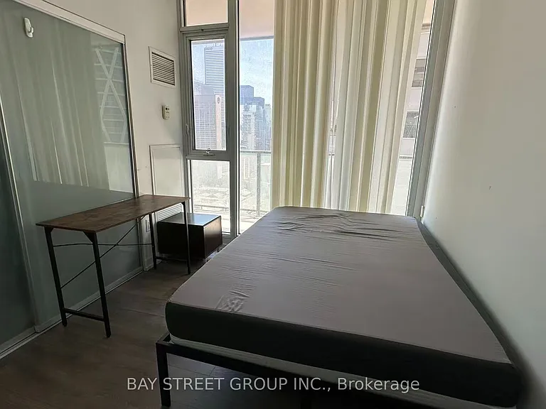 426 University Ave #2708 — Photo 6