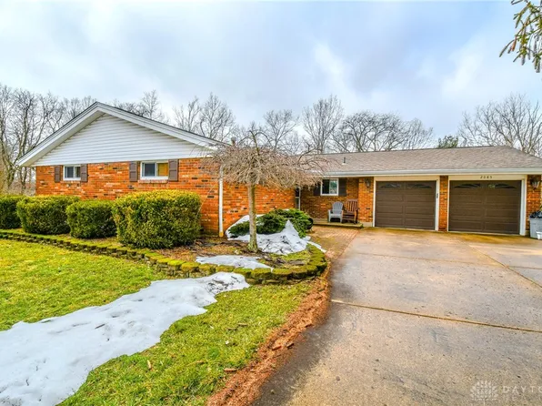 2085 Regent Park Dr, Bellbrook, OH 45305