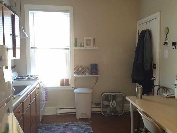 5th image of 854 N 25th St Floor 3