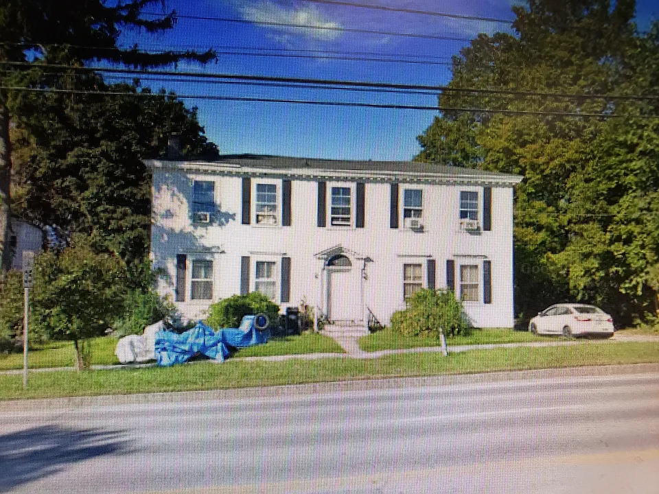 73 S Main St #E