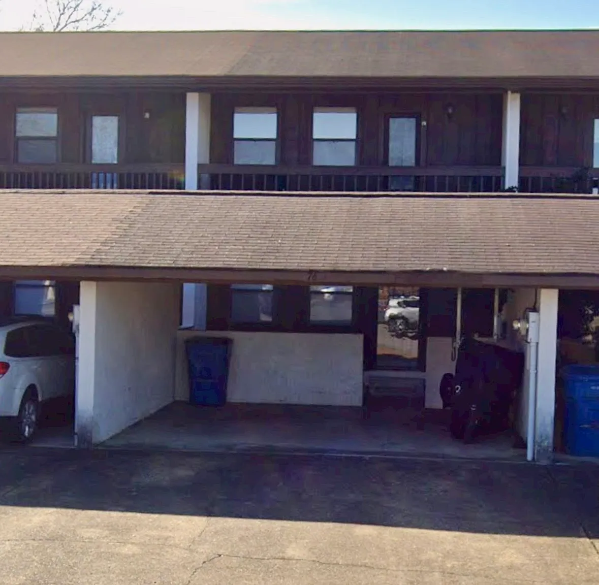 2 bed, 1.5 bath, 1128 sqft, $2,000 — Photo 1