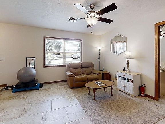 5th image of 4281 Grovewood Ln