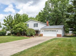 213 Terre Hill Dr, Cortland, OH