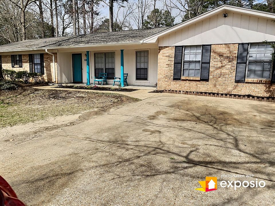 1st image of 209 Bay Park Dr