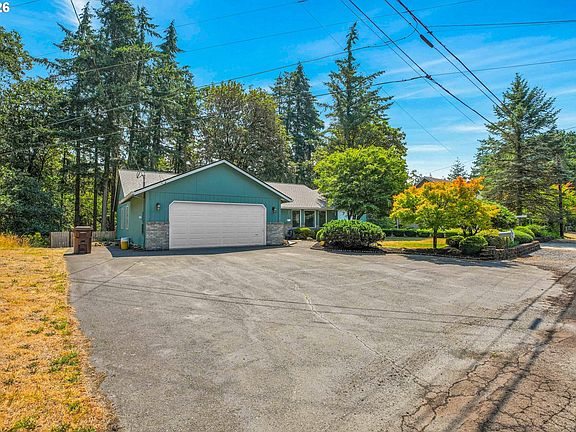 3rd image of 371 Belton Rd