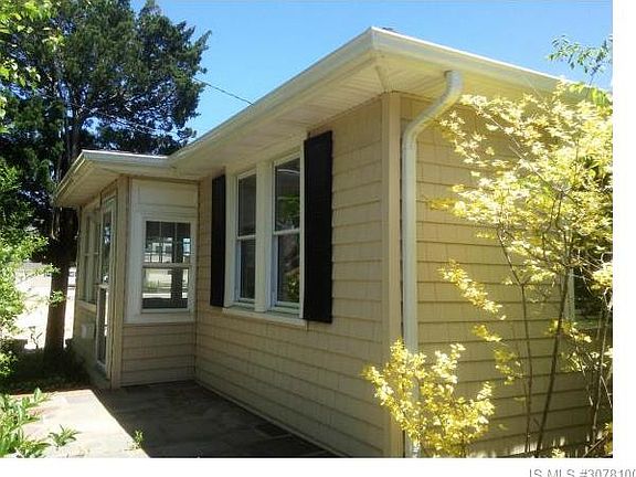 4th image of 1609 S Bay Ave