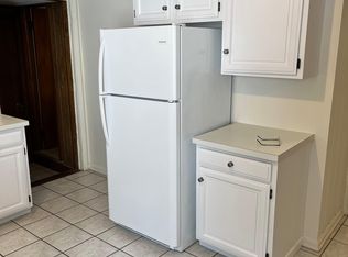 8664 Williams Rd, Chardon, OH 44024