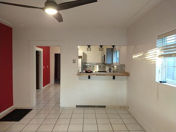 4th image of 1492 Sanborn Ave