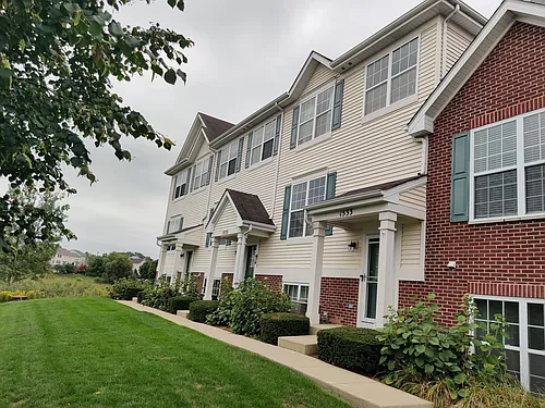 1535 W Turtle Creek Ln Photo 1