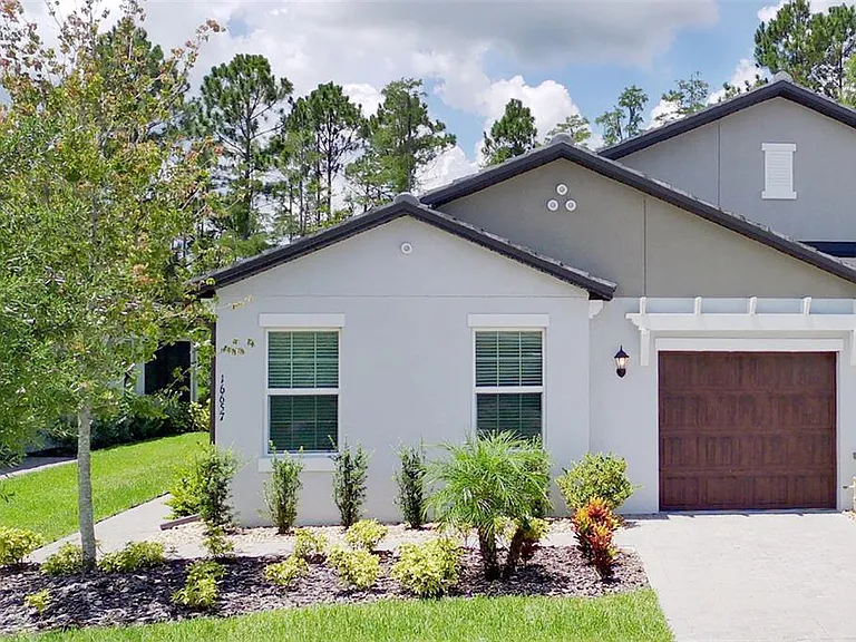 16657 Shell Bay Dr — Photo 2