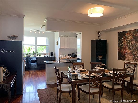 3rd image of 713 Crandon Blvd Ph 3