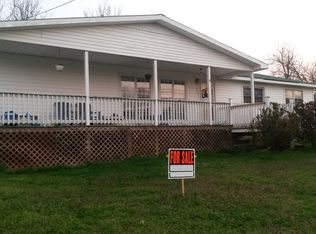 127 W Center St, Cave City, AR 72521