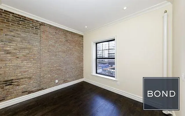 Rented by Bond New York | media 37